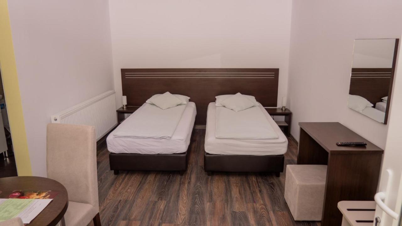 Casa Horea Deva Bagian luar foto